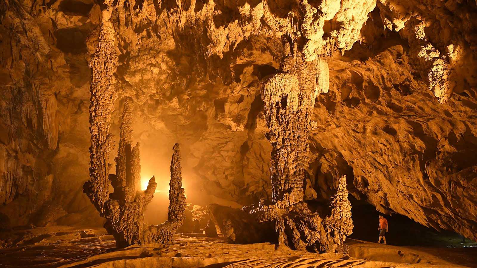 Nguom Ngao Cave vietnam